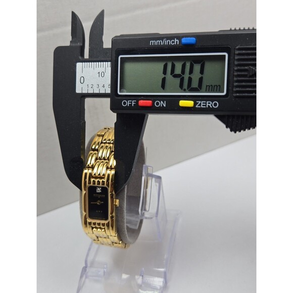 Vintage Wittnauer QWR Tank Watch Womens Black Dial Diamond New Battery Petite main image 11